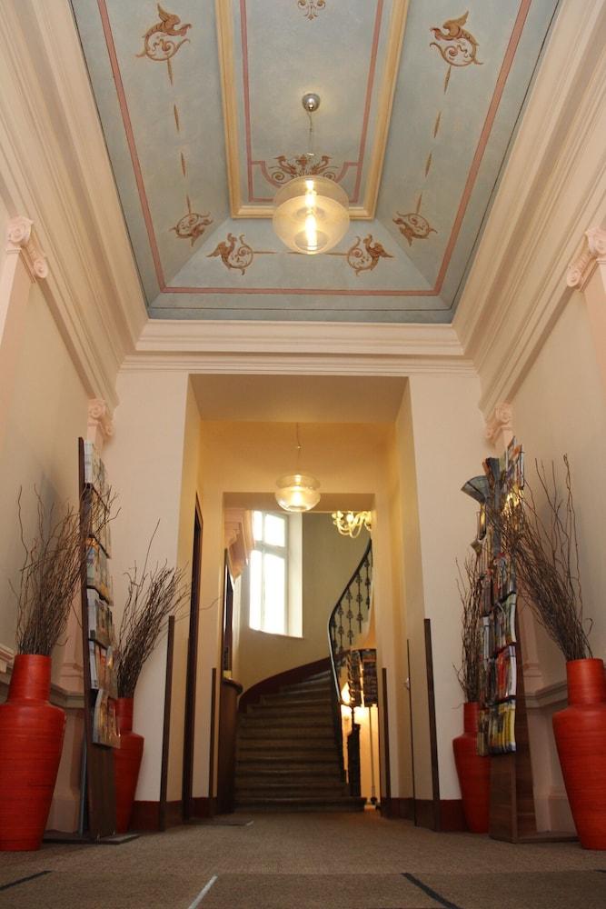 Hotel Unique Prága Kültér fotó
